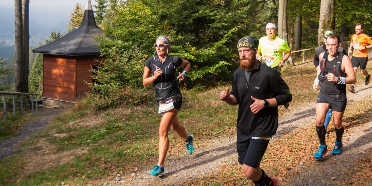 Rennsteig-Herbstlauf in Neuhaus